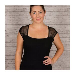 Suzie In The City Black Short Sleeve Shirt Size Small MWT